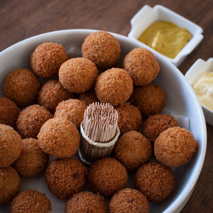 Bitterballen with Dutch Meatballs — Roaring Porterhouse